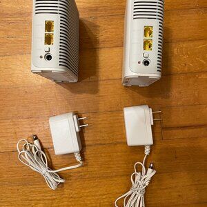 Two AT&T AirTie 4921 smart Wi-Fi extender